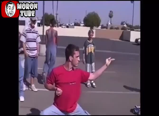 Video :A martial artist is asked to fight by a jerk, who shouldn't have